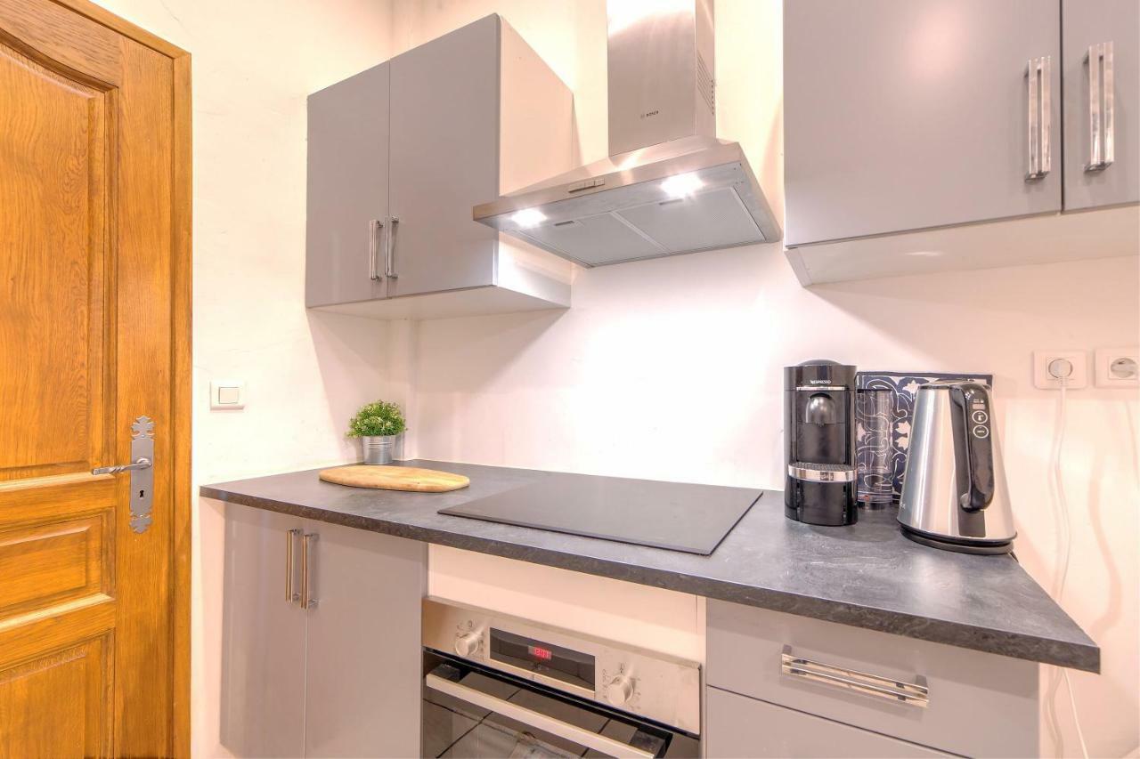 Lovely Large Familial Apartment In Central Nice, Ten Minutes Walk To The Beach! ภายนอก รูปภาพ